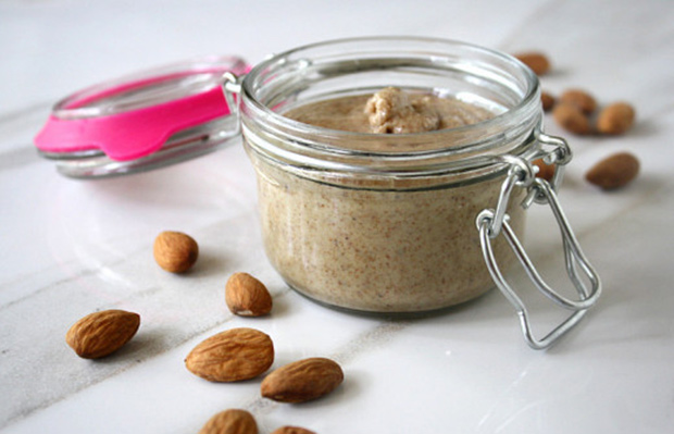 Whole 30 Recipes: Almond Butter