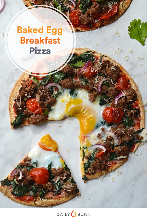 Baked Egg, Spinach and Chicken Sausage Breakfast Pizza Recipe