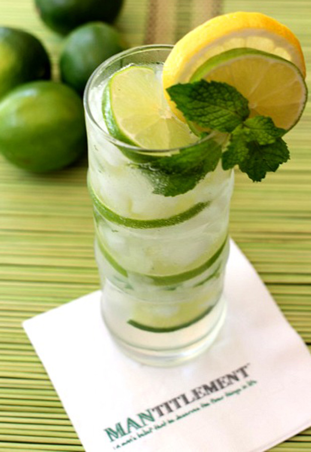 Low-Sugar Cocktails with Seltzer Water: Tequila Limeade Recipe