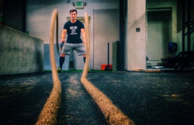 5 Battle Rope Exercises for a Full-Body Workout