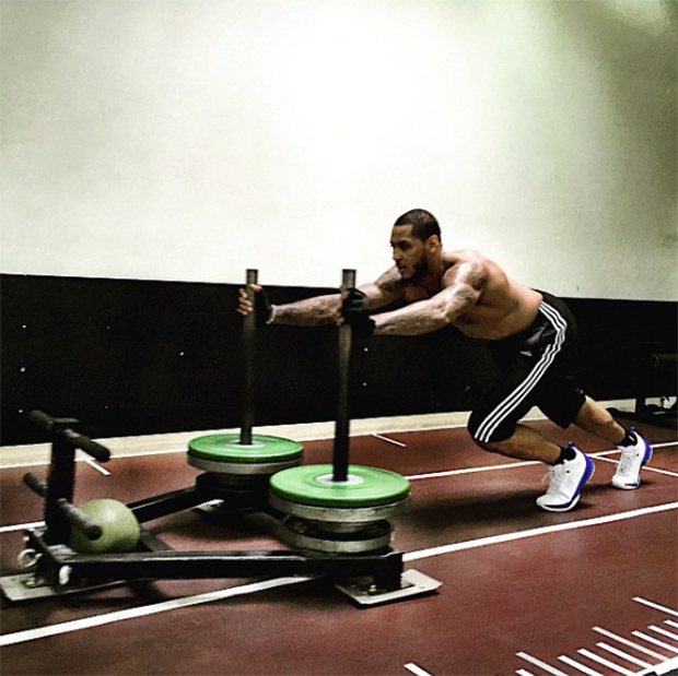 21 Fit and Famous Snapchats to Follow